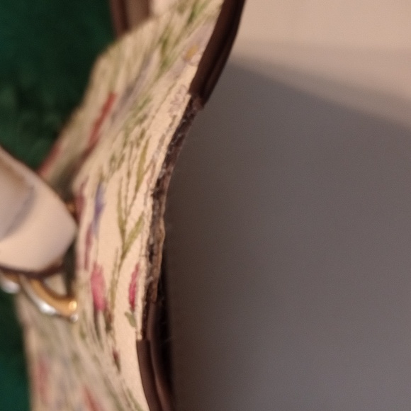 Iman Purse and (no name) Wallet - Picture 5 of 16